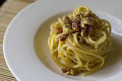 What region of Italy is famous for spaghetti alla carbonara?